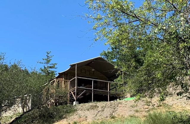 Flower Camping Le Clot du Jay *** - Cabane Lodge on pilingis 34m2 2 bedrooms + terrace 4 people