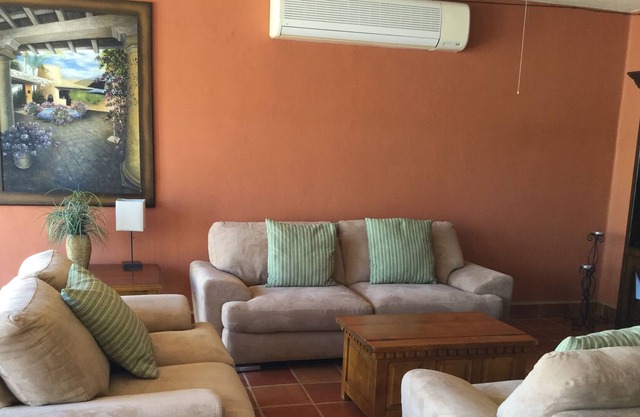 FN305- Villa privada cerca de la playa