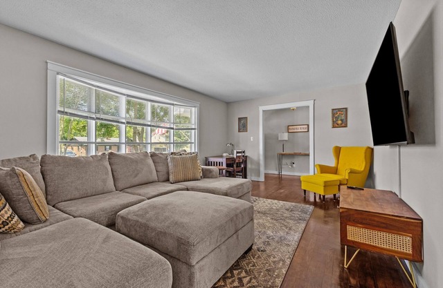 Fort. Bragg / Fort. Liberty 2min away! 4BD