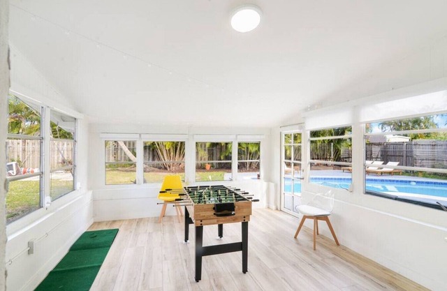 Fort Lauderdale Pool House | Hidden Gem