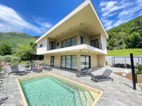 Four star Luxury villa in Mošćenička Draga