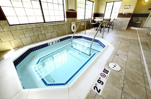 Desayuno gratis. Piscina y jacuzzi. Gimnasio. ¡Tu próximo viaje!