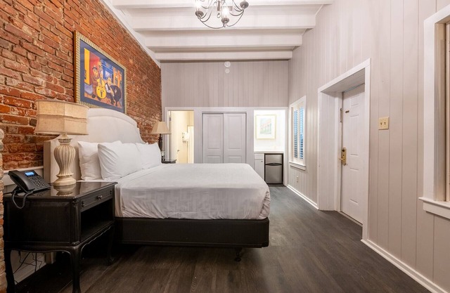 French Quarter Suites Hotel