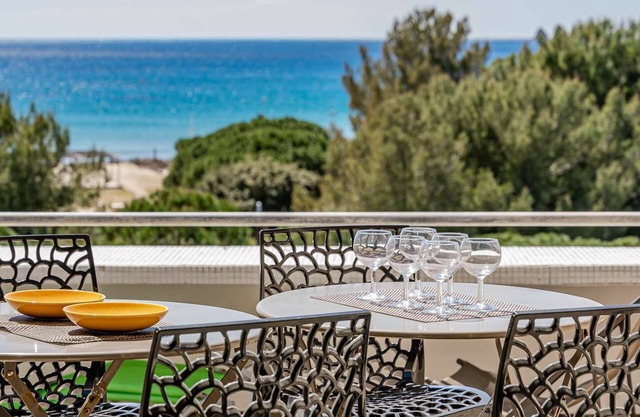 Apartamento vista playa con terraza y wifi
