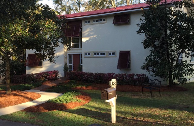 Completamente amueblado: área de Fairhope Bluff ~ Estancia mínima de 1 mes (1 de mayo al 30 de noviembre)