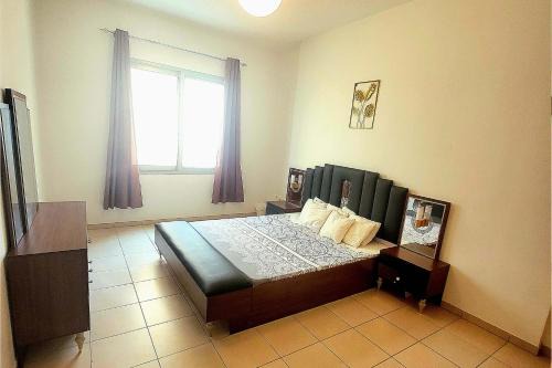 Fully furnished Huge 1BHK IMPZ