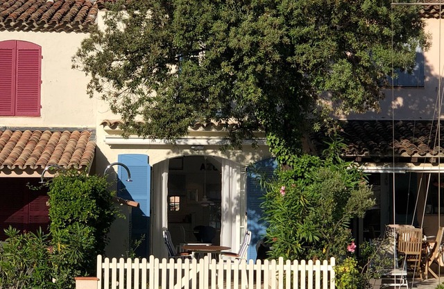 Cabaña totalmente renovada con aire acondicionado | cerca de la playa
