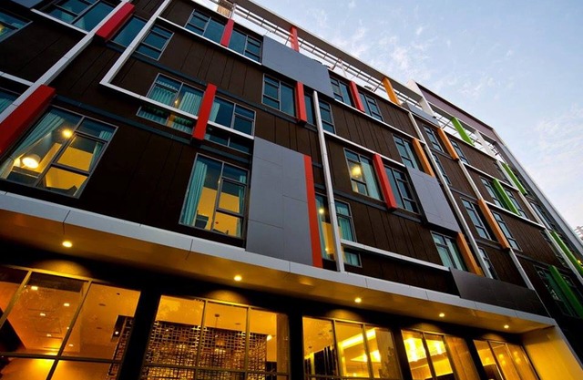 FX Hotel Metrolink Makkasan