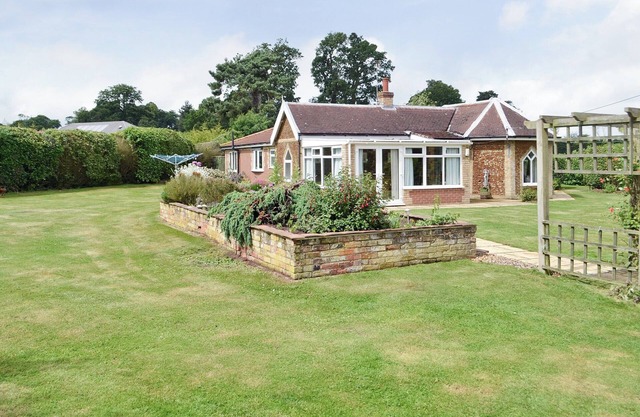 Alojamiento de 3 habitaciones en North Runcton, Kings Lynn