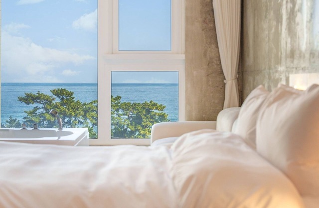 Gangreung cn6 Ocean View spa Poolvilla