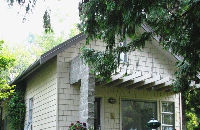 Garden Cottage en el lago. Bote de remos. $ 125