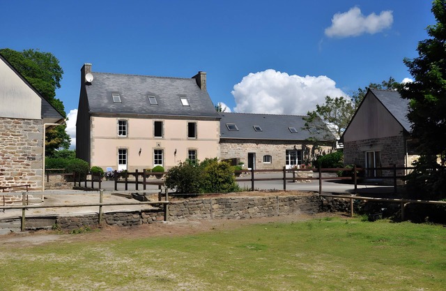 Gite 2 - gîtes de Lopéau con piscina y spa