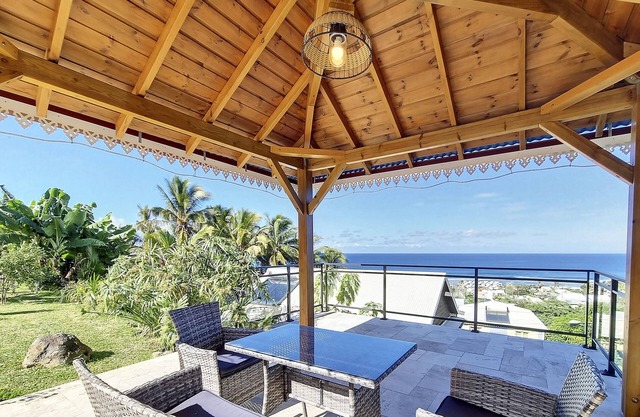 Gïte Réunion Paradis***, with swimming pool and sea view - St-Pierre