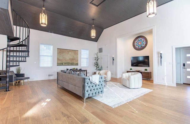 Glendale Chapel- 2br fully renovated