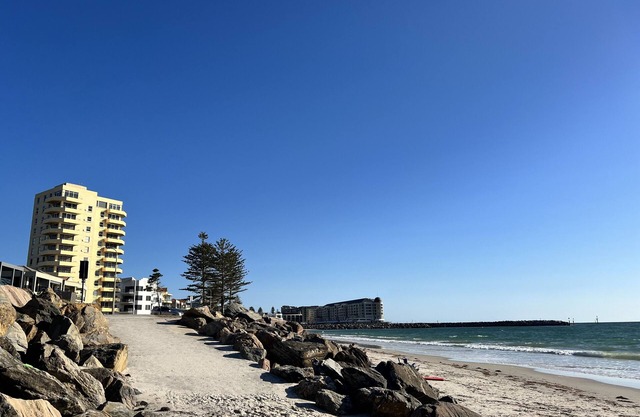 GLENELG frente a la playa UNIDAD DE 2 DORMITORIOS
