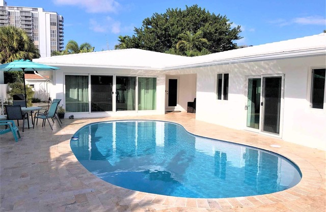Go First Class en nuestra impresionante casa de Lauderdale Beachside Pool