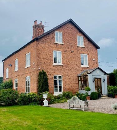Golborne Manor Bed and Breakfast