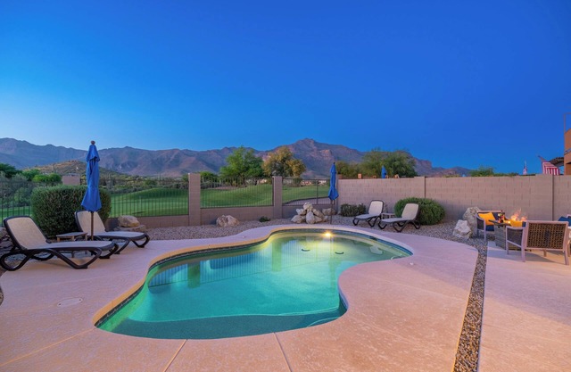 Gold Canyon Golfer's Getaway w/ Scenic Views!