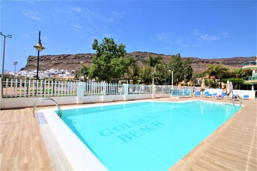 GOLDEN BEACH MOGAN