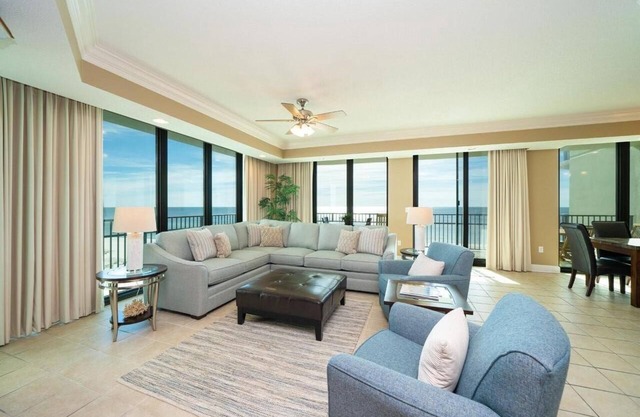 Precioso condominio frente al mar! 3BR / 3. 5BA en Phoenix 9