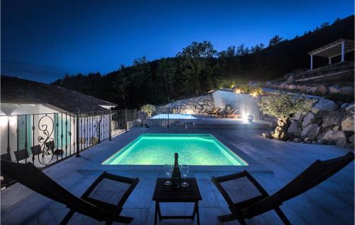 Gorgeous Home In Buzet