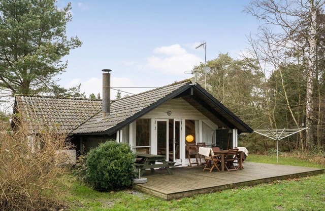 Preciosa casa en Gedser con sauna
