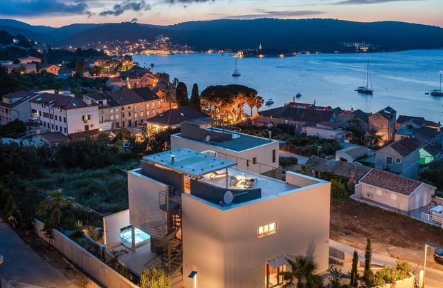 Preciosa casa en Vis con sauna