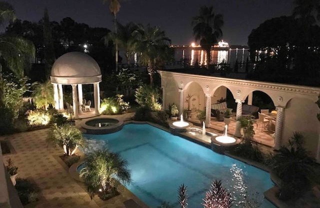 Hermosa casa en la piscina climatizada privada del río Saint Johns