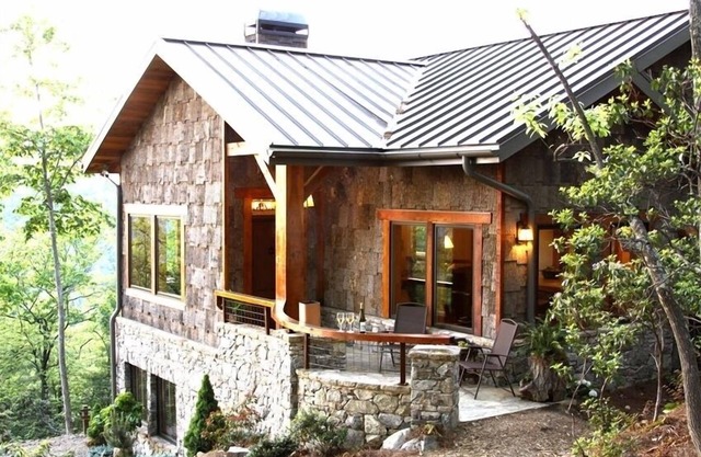 * Preciosa casa de montaña a 10 minutos del centro de Asheville - Retiro para parejas *