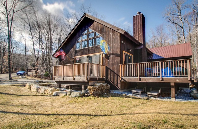 Preciosa casa de montaña con bañera de hidromasaje privada: ¡esquí cerca!