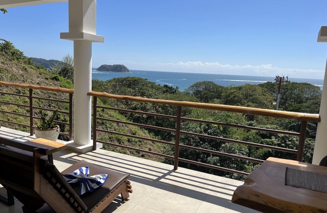 Precioso condominio con vista al mar, nueva construcción, el centro de Samara.