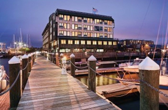 Wyndham Inn en Long Wharf