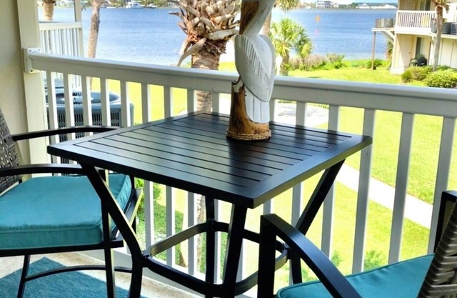 Precioso, condominio frente al mar en Villa Sabine! Justo al otro lado de la calle de la playa.