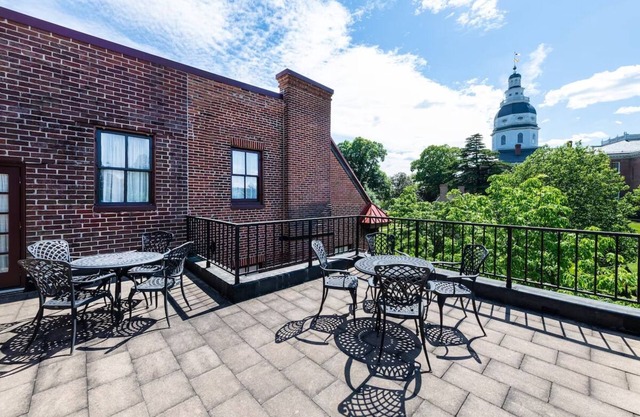 Governor Calvert King Balcony at Historic Inns of Annapolis