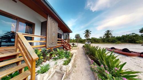 Graceful Oceanfront Private Estate By Alom