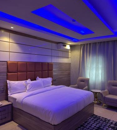 Grand Riviera Hotel