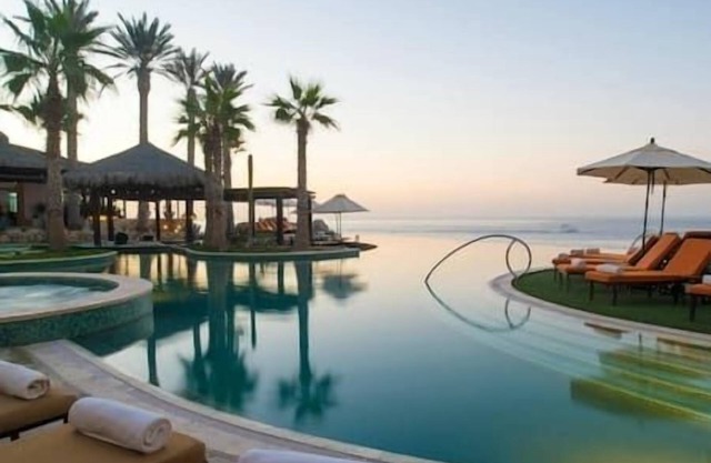 Grand Solmar Lands End Beachfront Resort & Spa