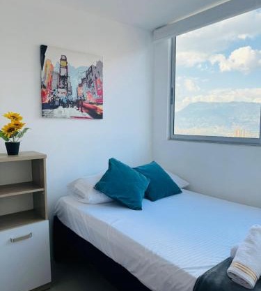 Grandioso apartaestudio muy cerca a Provenza 201