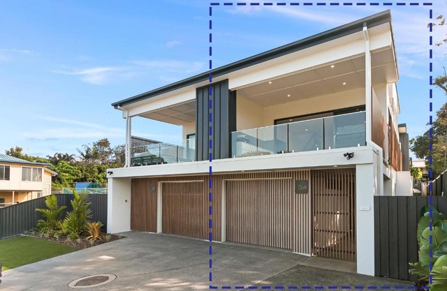 Grandview Villa Kingscliff - Oceanview Tri-level Villa by uHoliday