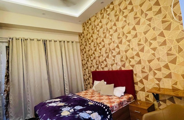 Greater noida Kaveri city center