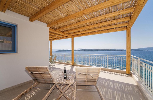 Greek Beach House Complex B7