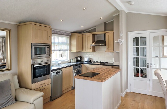 2 bedroom accommodation in Carnforth
