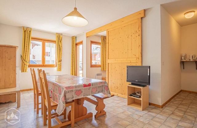 Planta baja, vista limitada, terraza, tv, local para esquís, 40m², Aussois