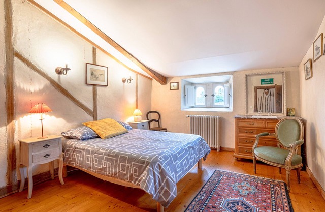 Casa de huéspedes 'Chambre Est' con jardín compartido y Wi-Fi