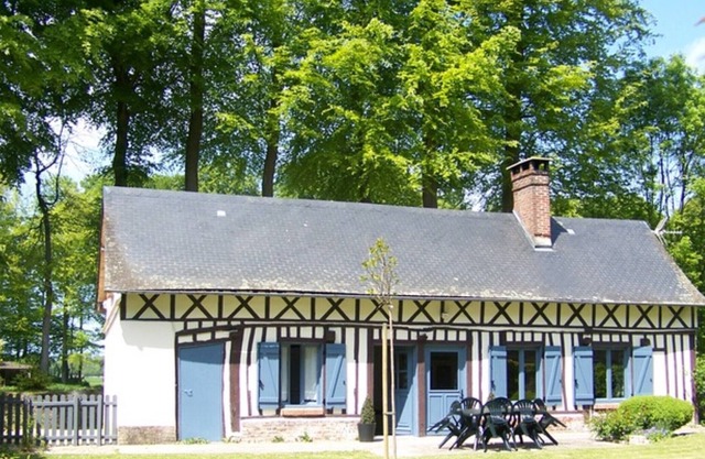 Casa rural Ermenouville, 2 dormitorios, 6 personas