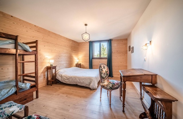 Casa de huéspedes 'Hiver' con vistas a la montaña, terraza privada y Wi-Fi