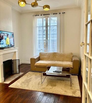 Guest House Tour Eiffel Paris