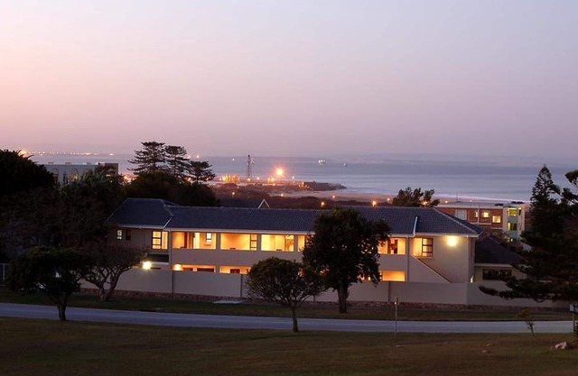 Guest Lodge, cama doble y sofá cama para máximo 4 huéspedes, cerca de Port Elizabeth