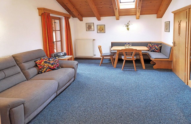 Apartamento "Edelweiß" con vistas a la montaña, jardín privado y Wi-Fi