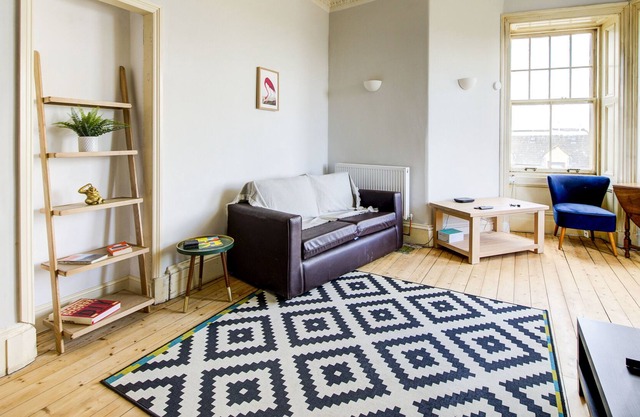 GuestReady - Apto vibrante cerca de Craiglockhart Hill